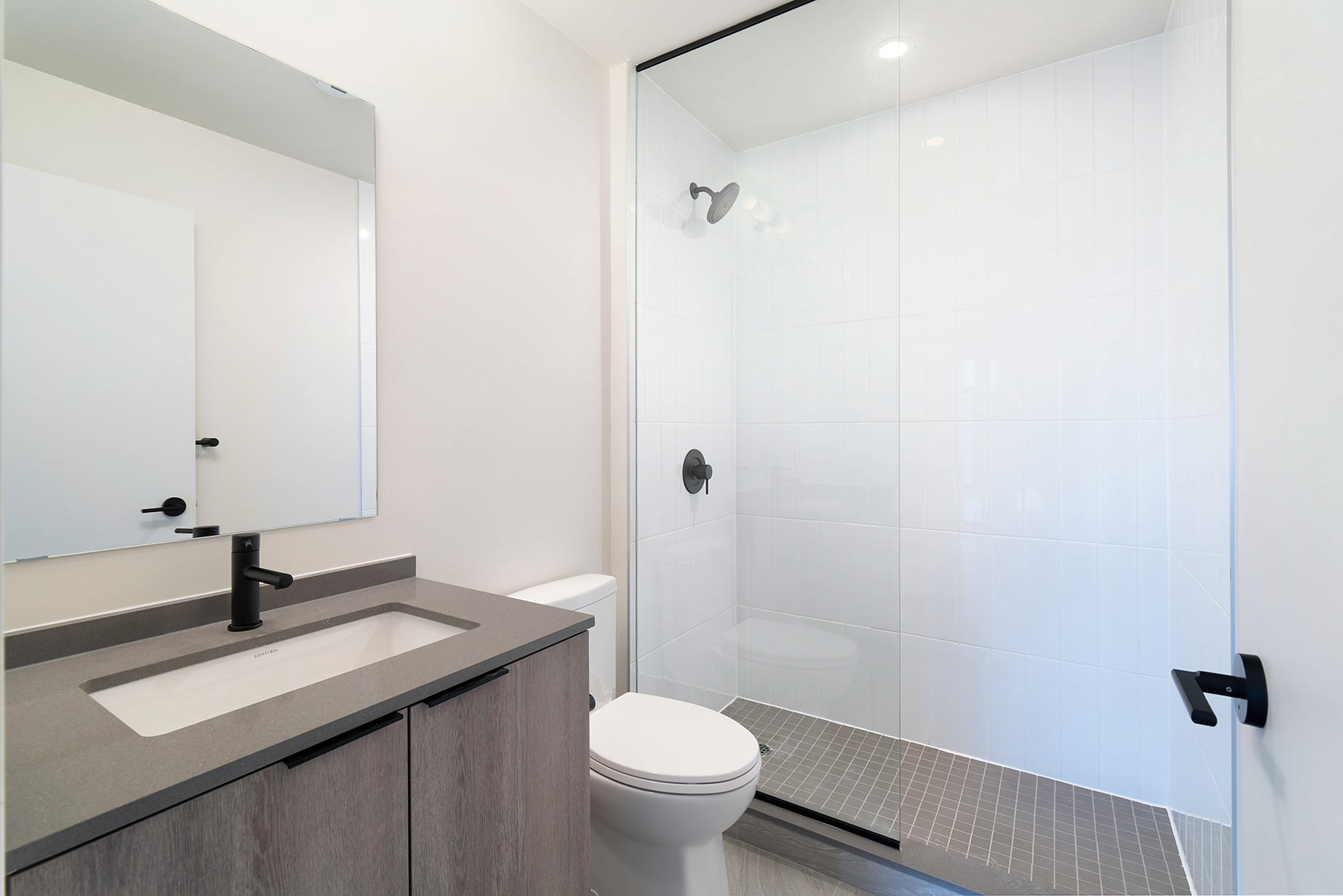 027 The Ensuite With a Walk In Shower