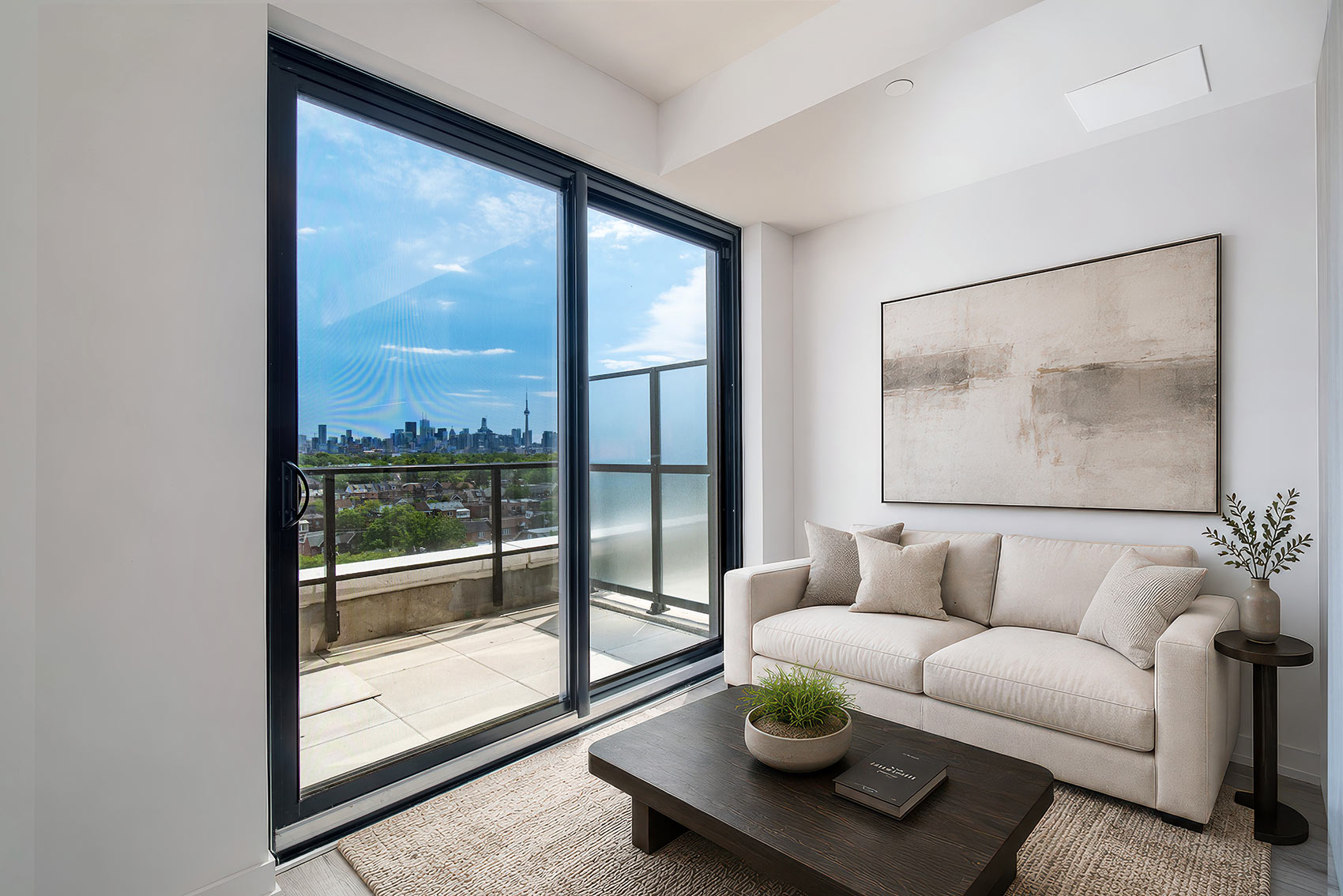 hoa cn tower views