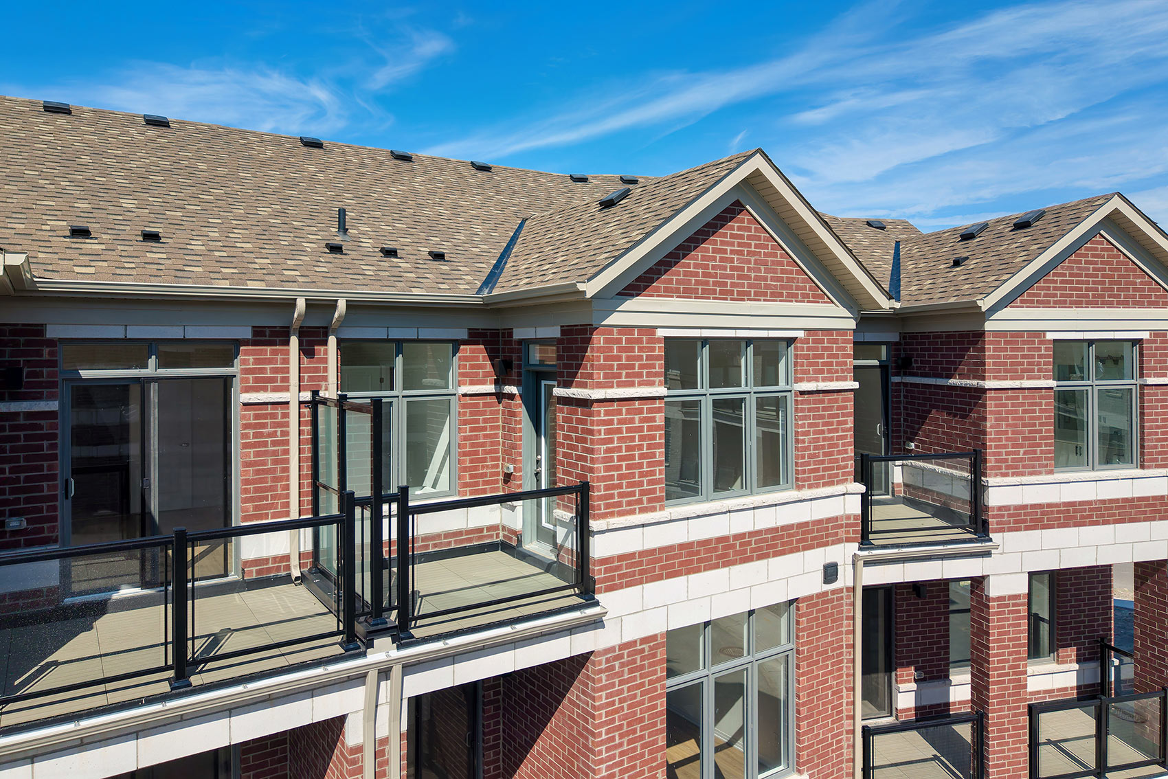 031 Seen In This Exterior Perspective