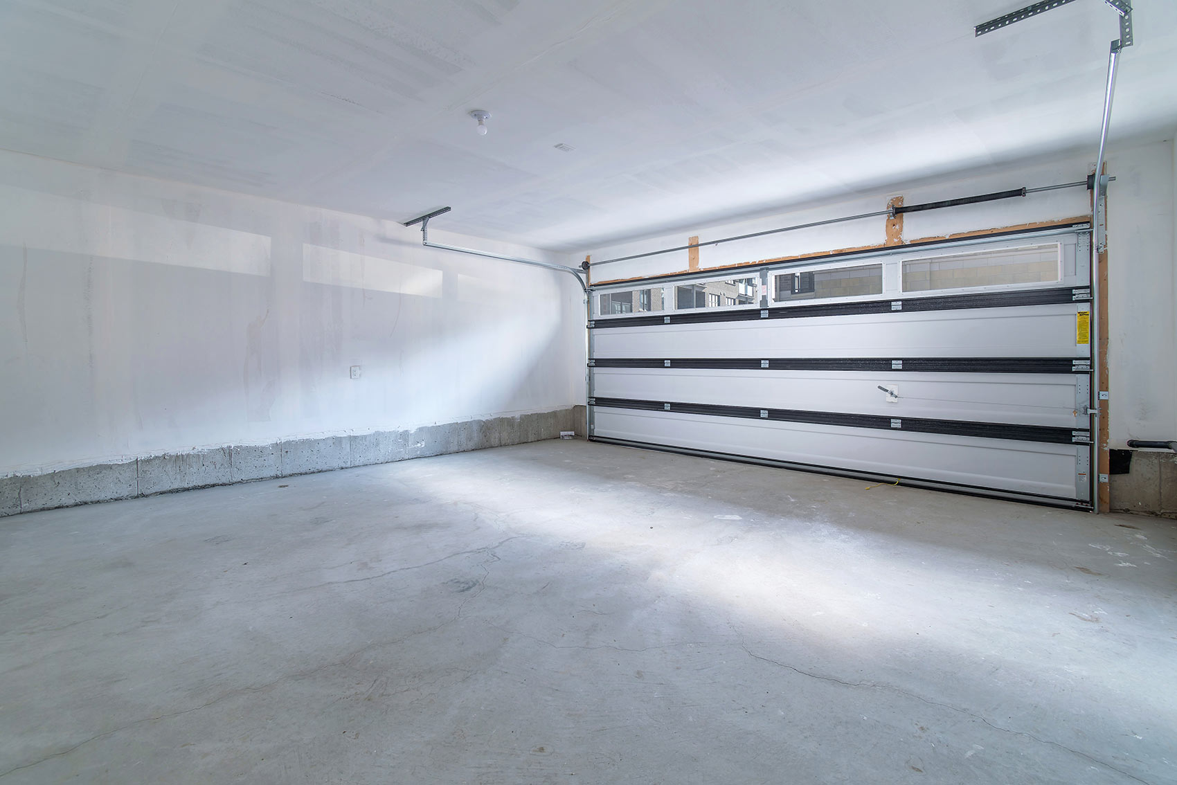 052 Double Wide Garage